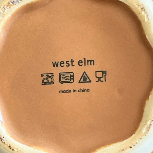 West Elm Orange and Cream Pumpkin Mugs Set - Picture 4 of 9